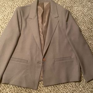 JC Penney blazer, never worn. Size 14 but in my opinion fits small